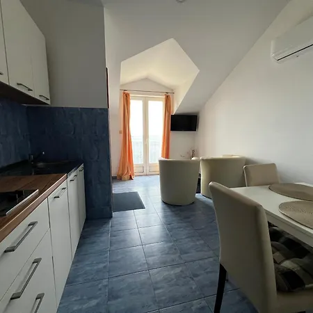 Apartament Lira Jacuzzi-sea View Mlini