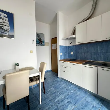 Lira Jacuzzi-sea View Apartament Mlini