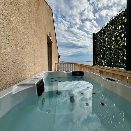 Lira Jacuzzi-sea View Apartament Mlini